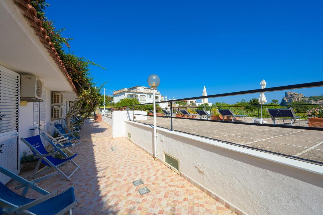 Parco Cartaromana Hotel