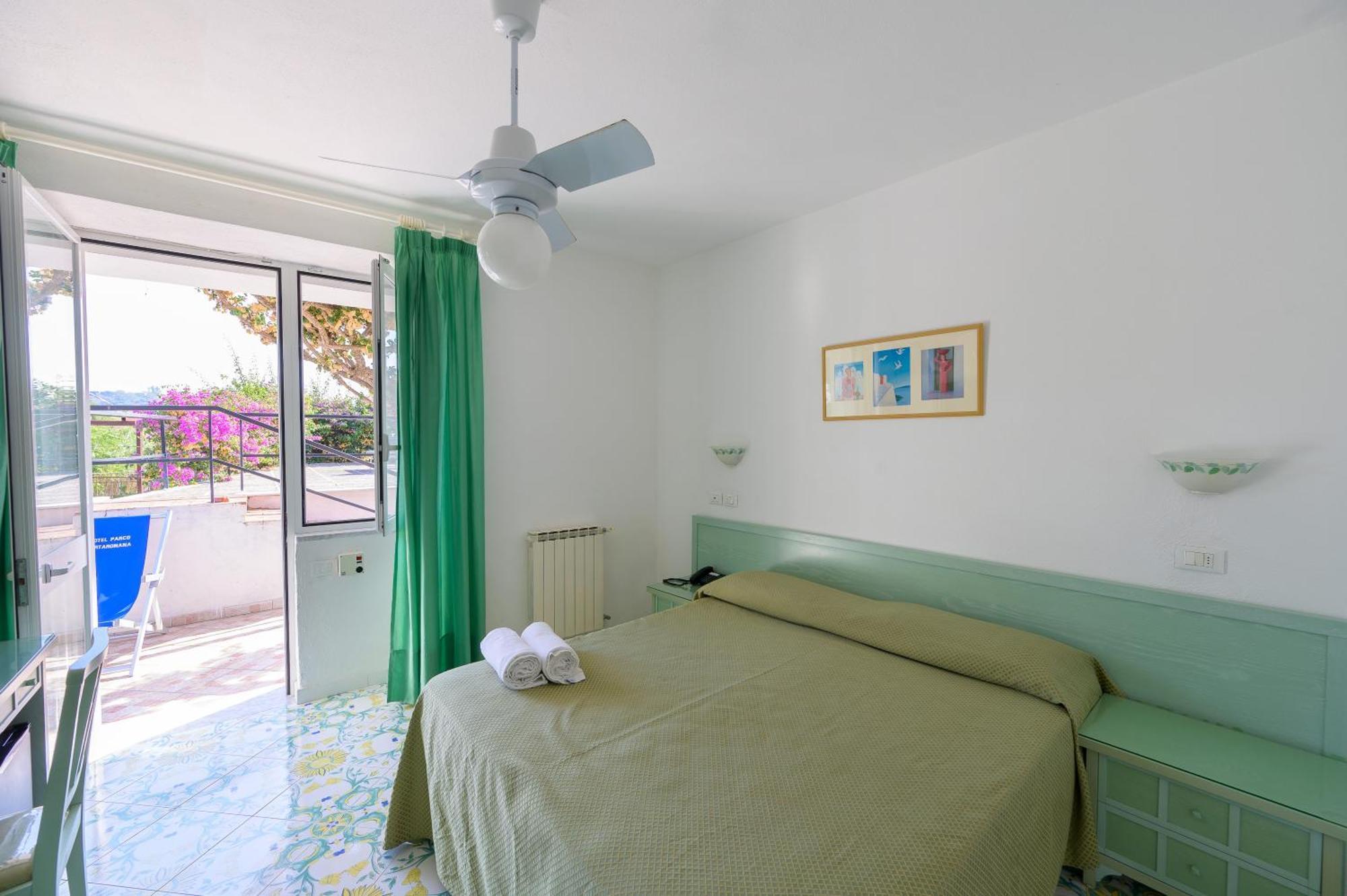 Parco Cartaromana Hotel 3*