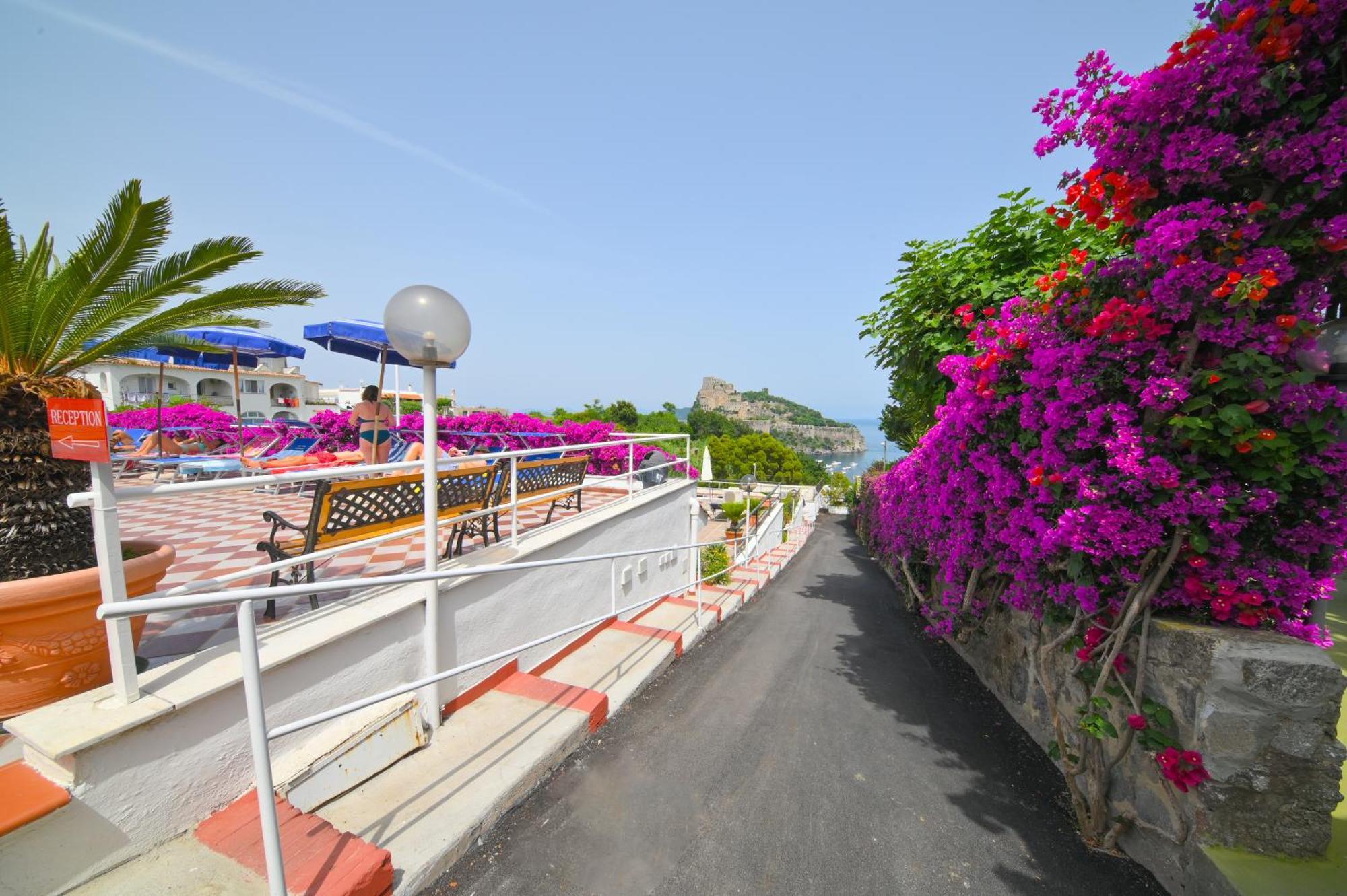 Hotel Parco Cartaromana Ischia