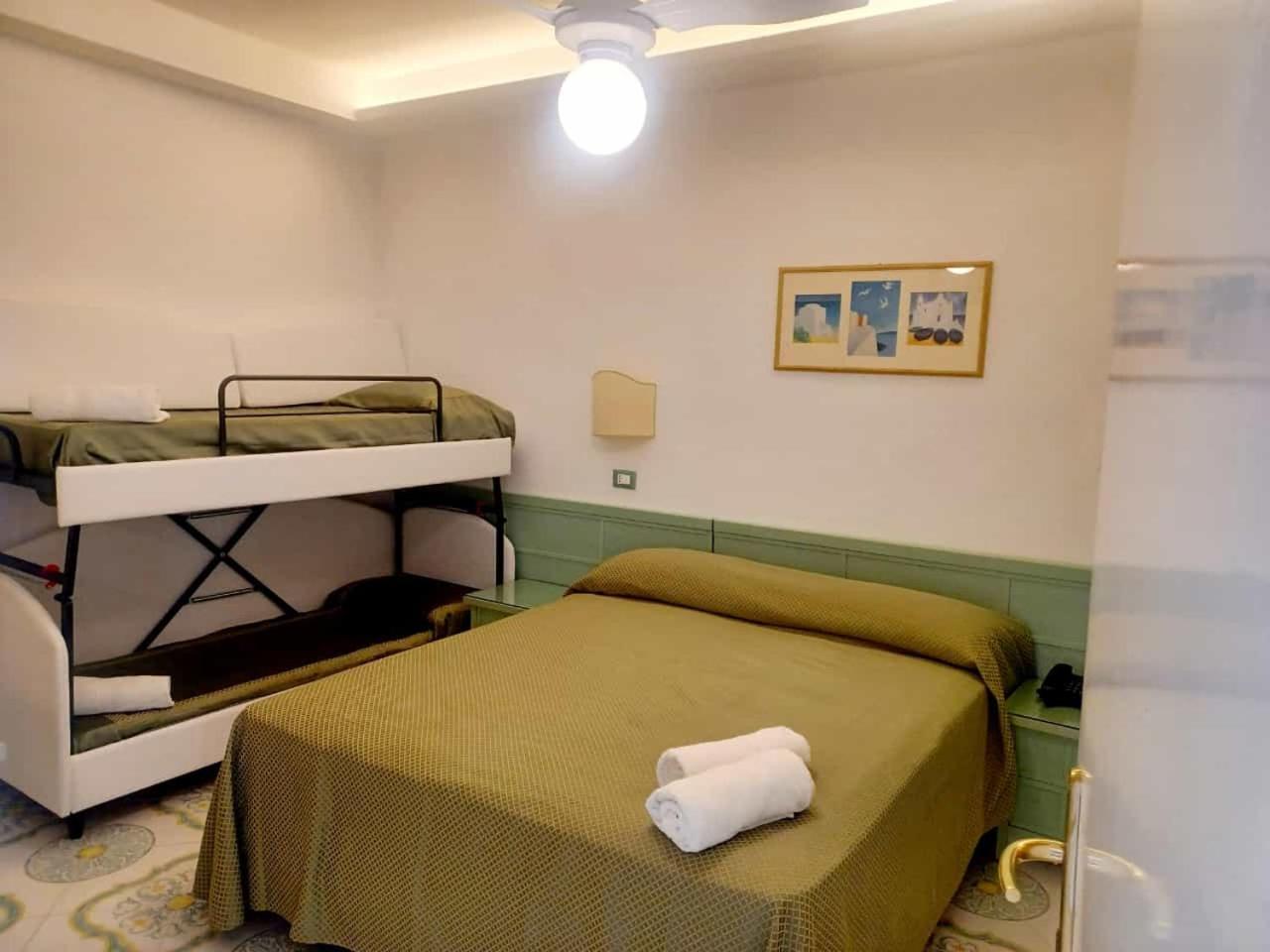 Hotel Parco Cartaromana Ischia