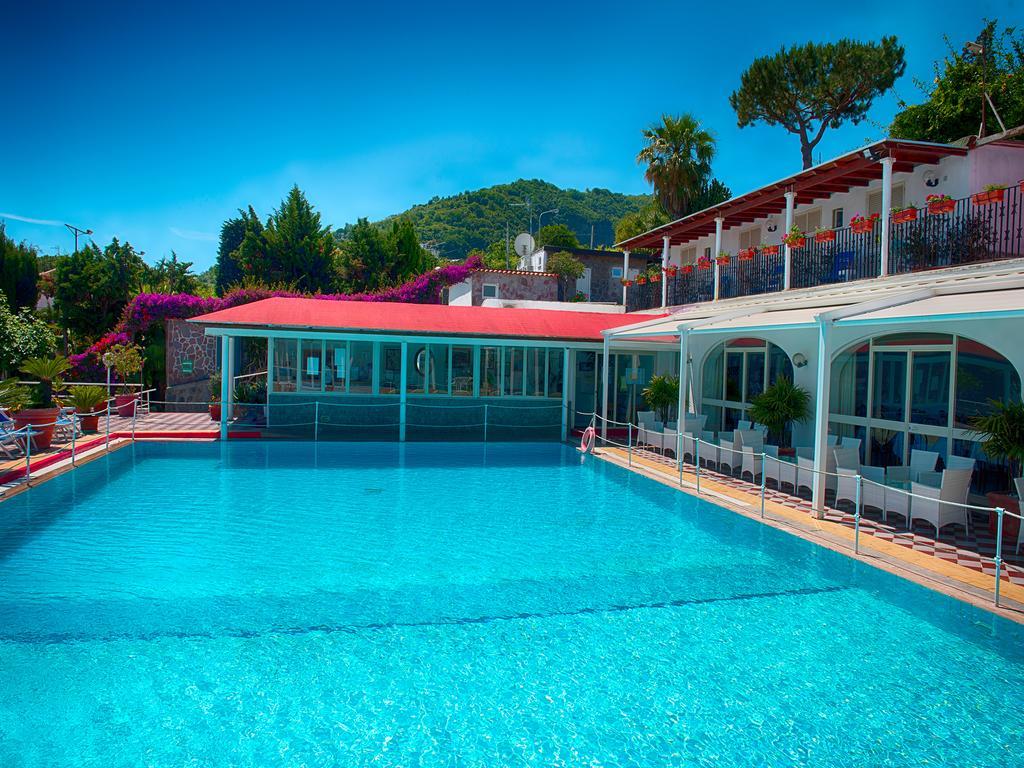 Hotel Parco Cartaromana 3*